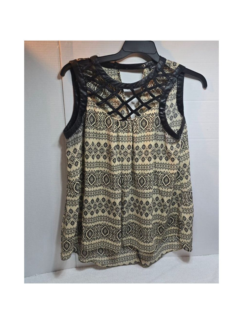 Women's Haute Monde XL Beige Black Patterned Tank Top
